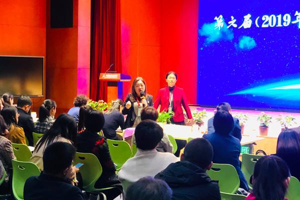芳草地免費(fèi)資料論壇，共享知識(shí)的海洋，芳草地免費(fèi)資料論壇，知識(shí)的海洋共享平臺(tái)