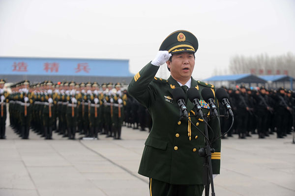 武警部隊司令員政委，職責(zé)與角色的深度解析，武警部隊司令員政委職責(zé)與角色的全面解析