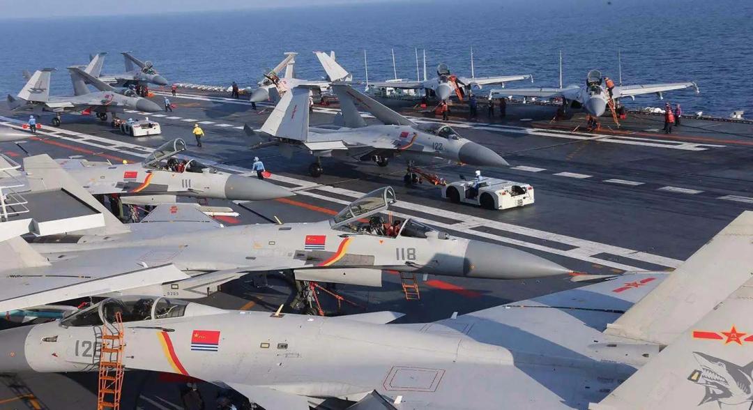 中國同時開建四艘航母，全球海軍建設(shè)的新里程碑，中國四艘航母同時開建，全球海軍建設(shè)邁入新紀元