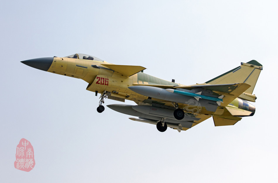 殲10的原型機是什么？深度解析中國空軍的主力戰(zhàn)斗機起源，揭秘殲10原型機，深度解析中國空軍主力戰(zhàn)斗機起源