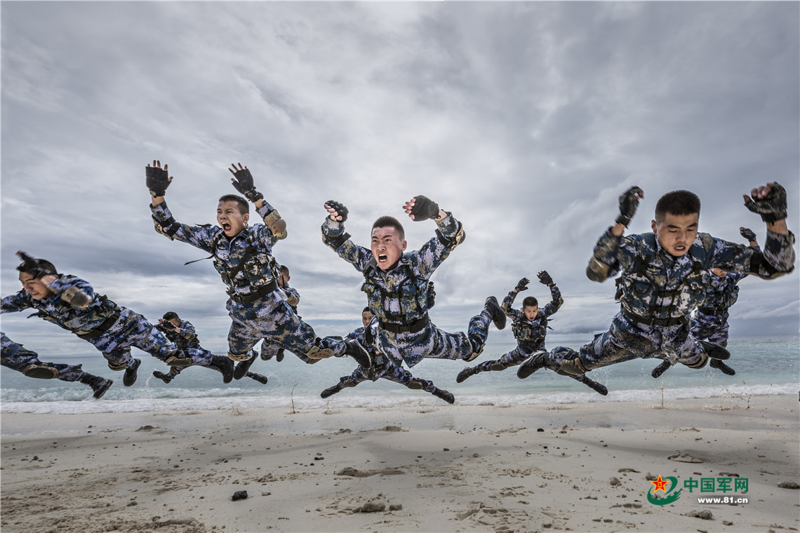 最新軍事圖片高清壁紙，展現(xiàn)現(xiàn)代軍事力量之美，現(xiàn)代軍事力量之美，高清壁紙軍事圖片展示