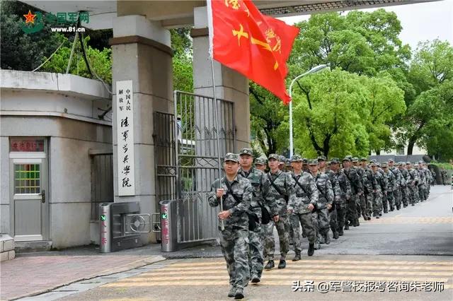 軍事院校分數(shù)線詳解，如何把握入學門檻？，軍事院校分數(shù)線詳解，如何把握入學門檻與提高錄取機會？