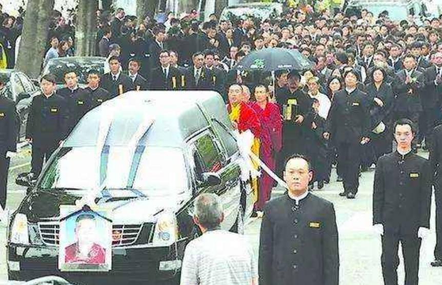 澳門天天六開彩開獎結(jié)果，探索彩票背后的秘密與未來展望（關鍵詞，澳門彩票，開獎結(jié)果，預測分析），澳門彩票開獎結(jié)果揭秘，探索過去、預測未來（深度分析）