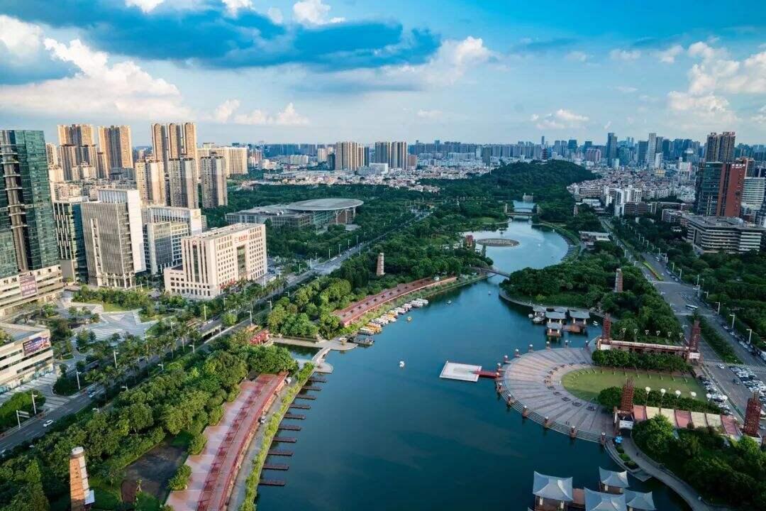 澳門正版免費資源展望，邁向未來的精準服務(wù)體驗（2025展望），澳門正版資源展望，邁向精準服務(wù)體驗的未來之路（2025年展望）