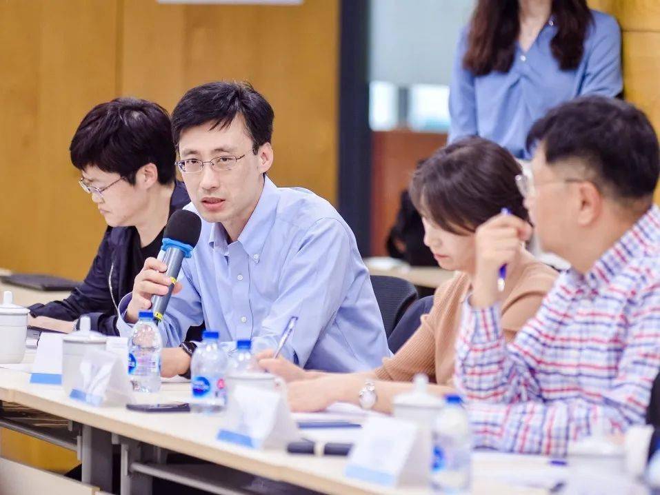 王中王一肖中持嗎？深度解析背后的故事與真相，揭秘王中王一肖背后的故事與真相，深度解析與真相探討