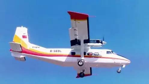 運(yùn)-12飛機(jī)價(jià)格及其相關(guān)因素探討，運(yùn)-12飛機(jī)價(jià)格解析，影響因素深度探討
