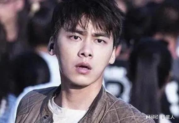 李易峰宣布復(fù)出，歸來(lái)之路與未來(lái)展望，李易峰宣布復(fù)出，歸來(lái)之路及未來(lái)展望