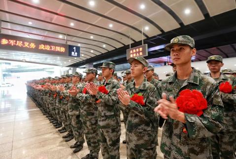 女兵政審難度分析，多重因素下的挑戰(zhàn)與解讀，女兵政審難度分析，多重因素下的挑戰(zhàn)與應(yīng)對(duì)策略