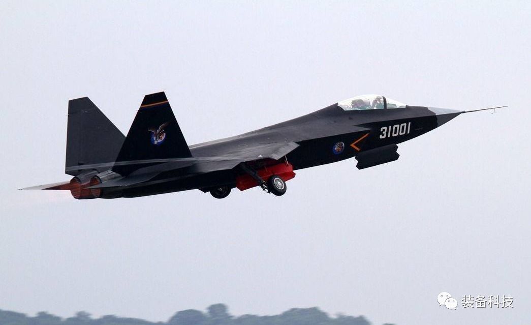 殲-31，窩囊并非事實(shí)，深度解析中國(guó)先進(jìn)戰(zhàn)機(jī)之潛力與挑戰(zhàn)，深度解析，殲-31的潛力與挑戰(zhàn)——中國(guó)先進(jìn)戰(zhàn)機(jī)的突破與前景